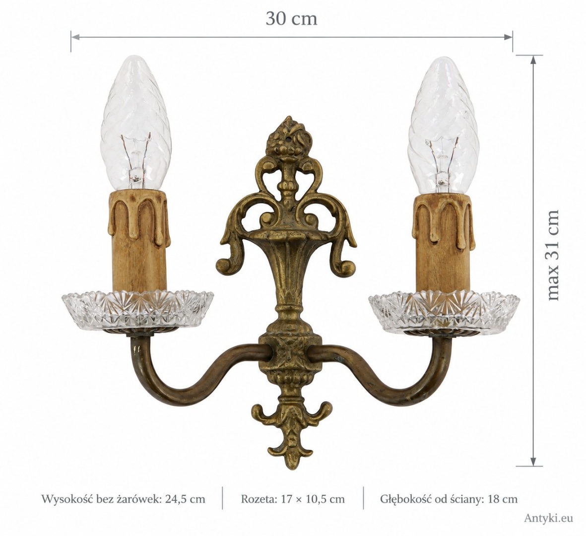 mosiężny kinkiet neobarokowy z zaznaczoną szerokością 30 cm i wysokością z żarówkami do 31 cm